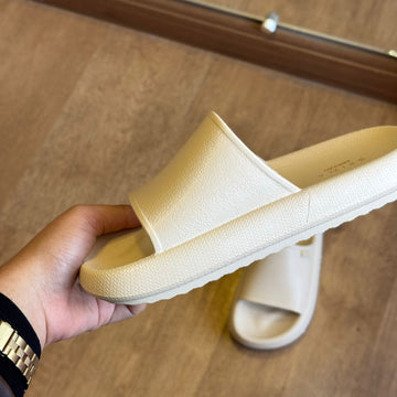 Chinelo Arezzo Slide Texturizado Z190460001