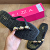 Chinelo de Dedo Arezzo com Detalhes Brilhosos Z190270254