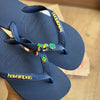 Havaianas Top + Placa Logo + Pin Tucano, Trevo, Brasil e Coqueiro