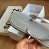 Chinelo Schutz Jelly Detalhe Dourado S225930001