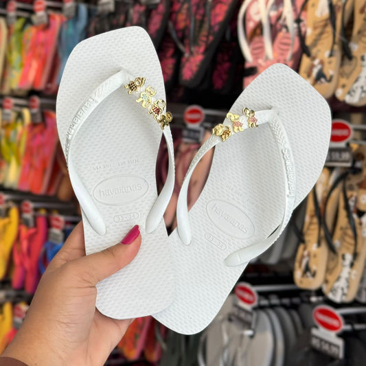Havaianas Slim Square (Branco) + Pin Família