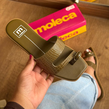 Sandália Moleca Rasteirinha Croco 5560.106