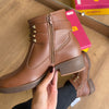 Bota Moleca Couro Fivela Tiras Grossas 5354.201