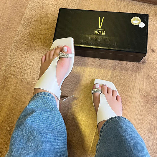Sandália Vizzano Rasteirinha Detalhe Em Strass 6553.110