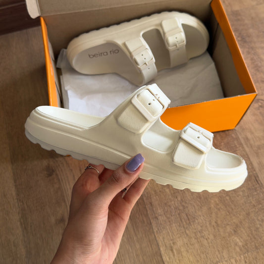 Sandália Beira Rio Birken Fivela Dupla 8574.100