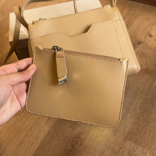 Bolsa Arezzo Tote Emily Média A5810004980