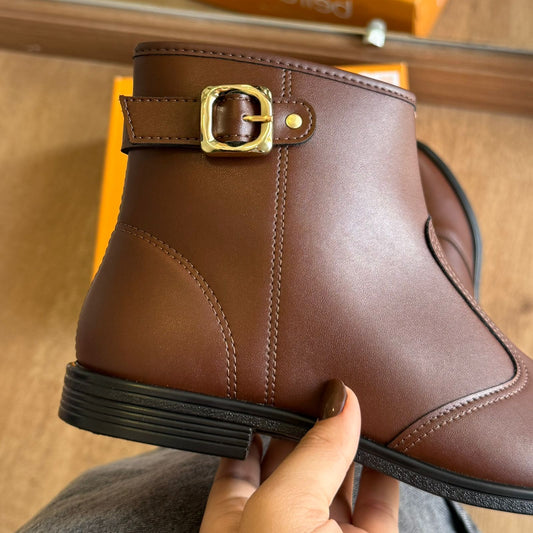 Bota Beira Rio Cano Curto Detalhe Dourado 9085.110