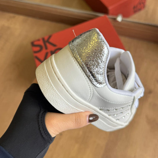 Tênis Skynner Com Detalhes Brilho 24601