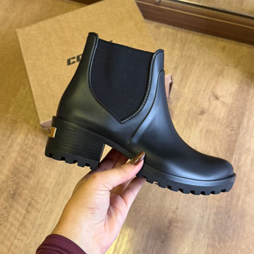 Bota Colcci Chelsea Tratorada