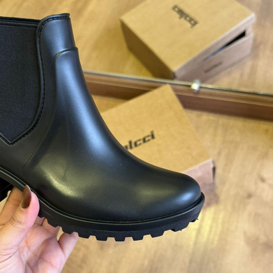 Bota Colcci Chelsea Tratorada