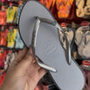 Havaianas Slim Point + Pin Surpresa Grátis