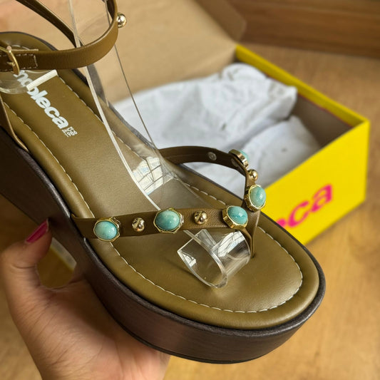 Sandália Moleca Plataforma Pedrarias 5566.103