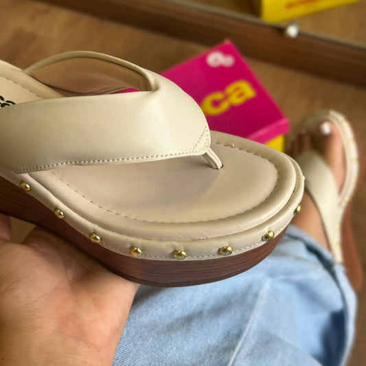 Tamanco Moleca Detalhe Dourado 5566.201