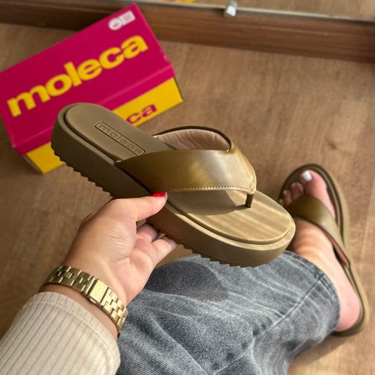 Chinelo de Dedo Moleca FlatForm 5489.100