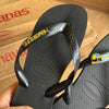 Havaianas Top + Pin Tucano + Pin Brasil + Placa Logo