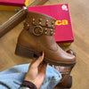 Bota Moleca Couro Fivela Tiras Grossas 5354.201