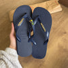 Havaianas Top + Pin Tucano + Pin Brasil + Placa Logo
