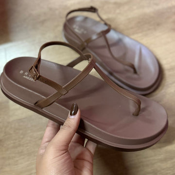 Sandália Rasteira Arezzo Slim Lara Brizza Z191140002