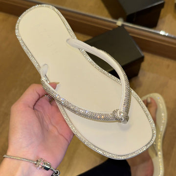 Chinelo De Dedo Azzem Tiras Em Strass SV104