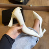 Scarpin Vizzano Detalhe Dourado Bico Fino 1388.200