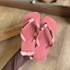 Havaianas Top + Placa Logo + Pin Tartaruga + Pin Âncora + Pin Coração