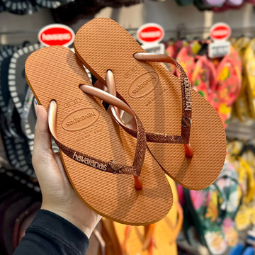 Havaianas Slim Glitter Pin Tartaruga e Âncora - Laranja Cerrado